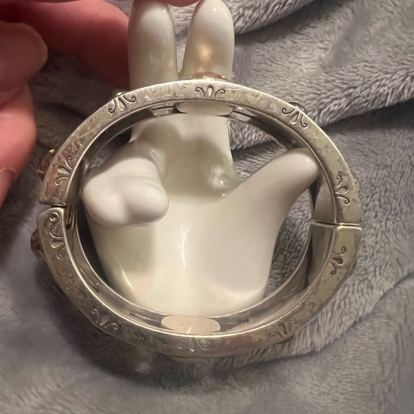 Brighton Selene Swarovski Silver Tone Cuff Bracelet, Magnetic Closure, good cond - Picture 6 of 9